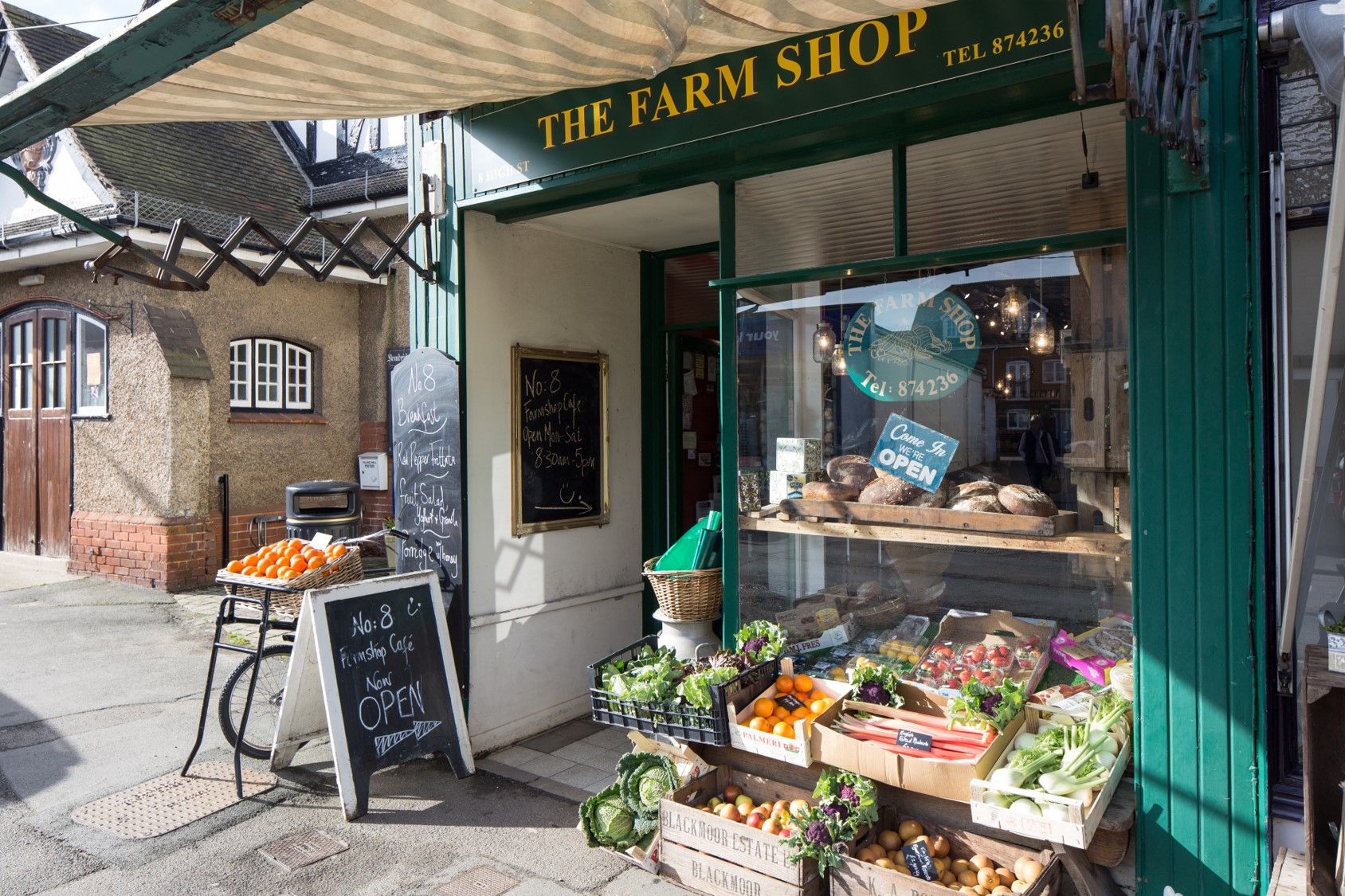 No 8 Cafe and farm shop